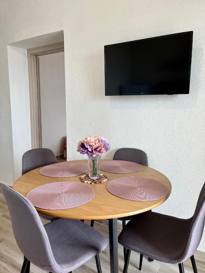Apartmani “Kresimir” Omis Exterior photo