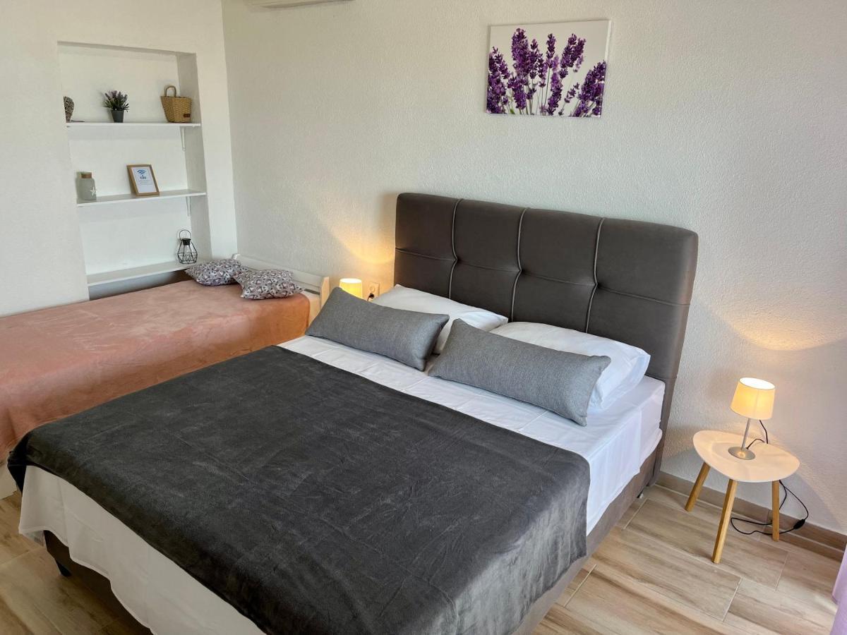 Apartmani “Kresimir” Omis Exterior photo